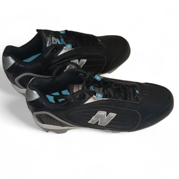 New Balance Womens Silver and Black Field Sport Cleats WF600LK Size 6.5 B - Picture 3 of 12